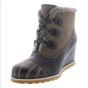 UGG Alasdair Wedge Slate Brown Wedge Bootie